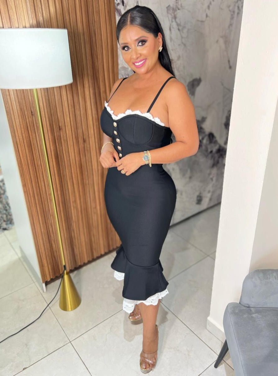 VESTIDO REINA