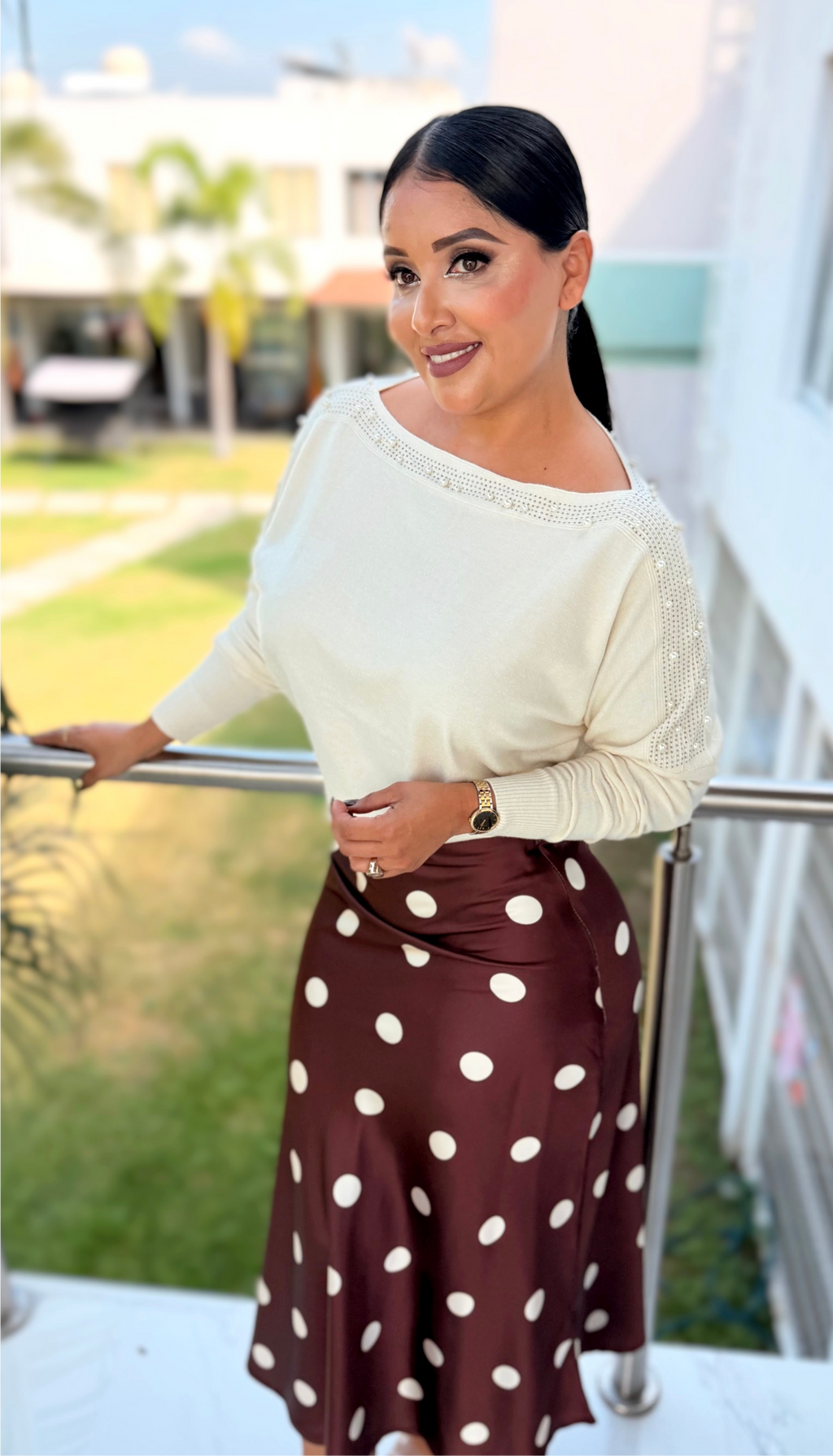 Blusa beige aperlada