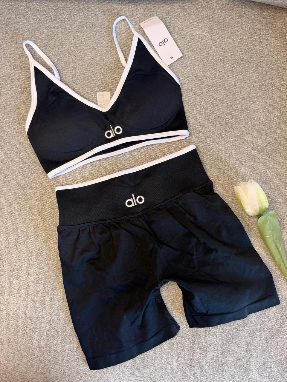 Conjunto deportivo Alo