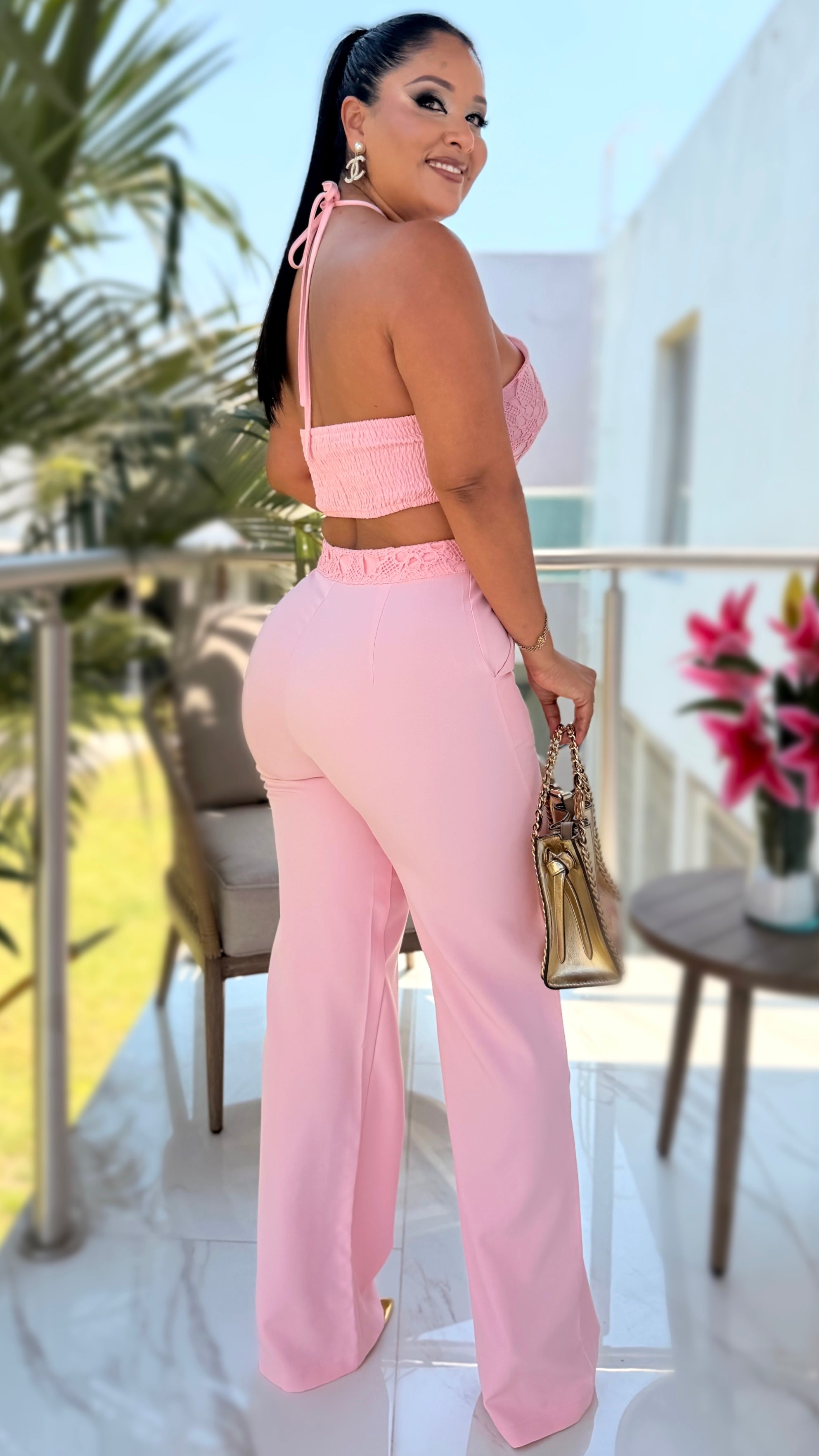 Conjunto estilo bordado rosa pastel